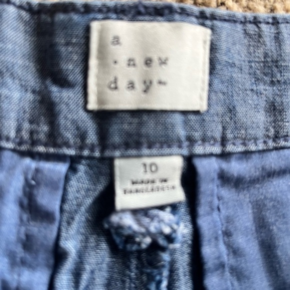 a new day Chambray 3” chino shorts NWT size 10 - Picture 9 of 12